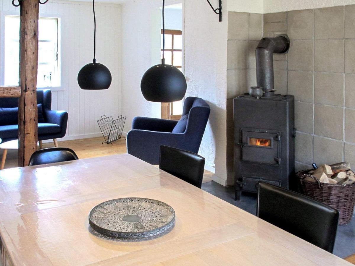 4 Person Holiday Home In Bandholm ภายนอก รูปภาพ